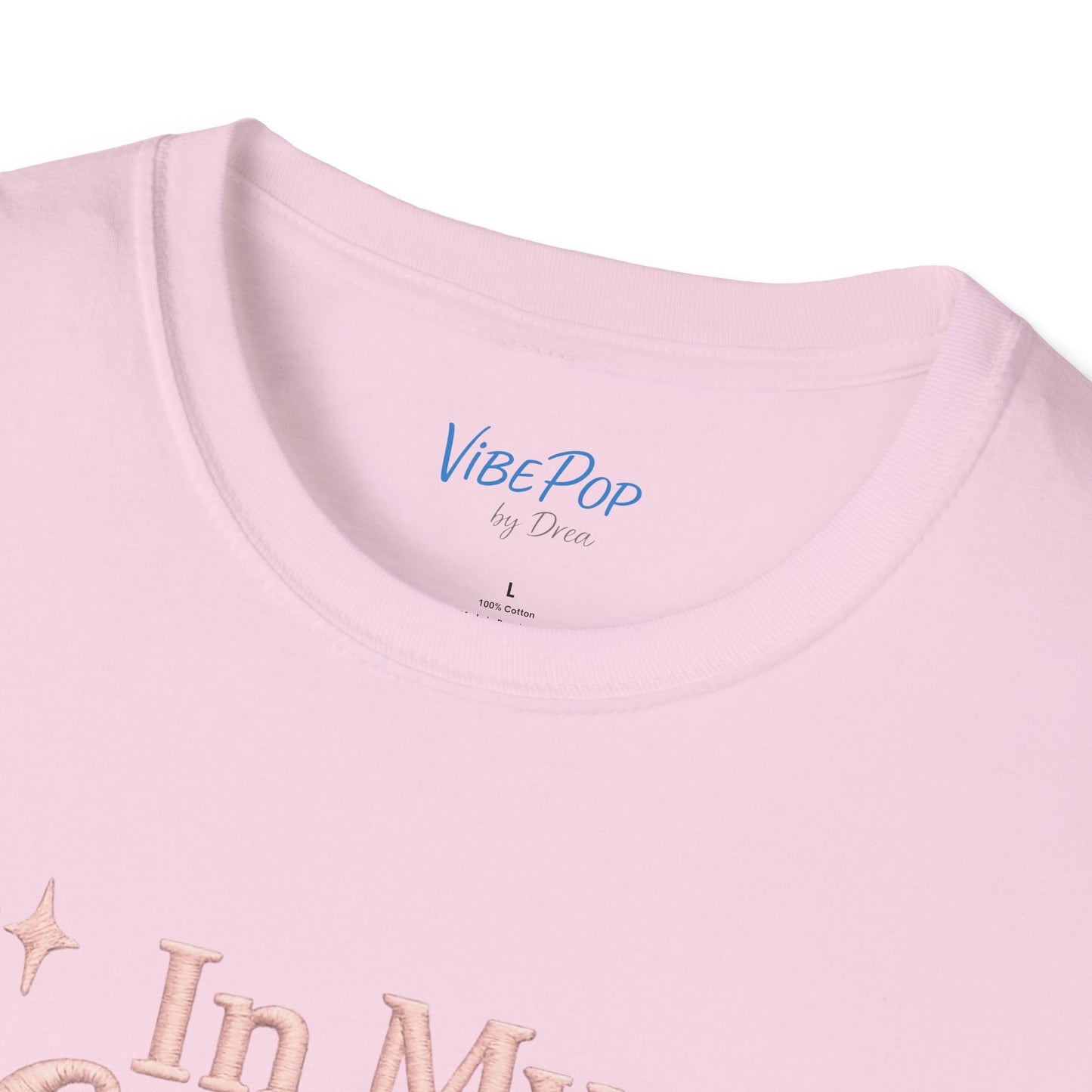 In My Lucky Era Shirt – Pink Script Lucky Girl Aesthetic Tee, Positive Quote Graphic T-Shirt for Women