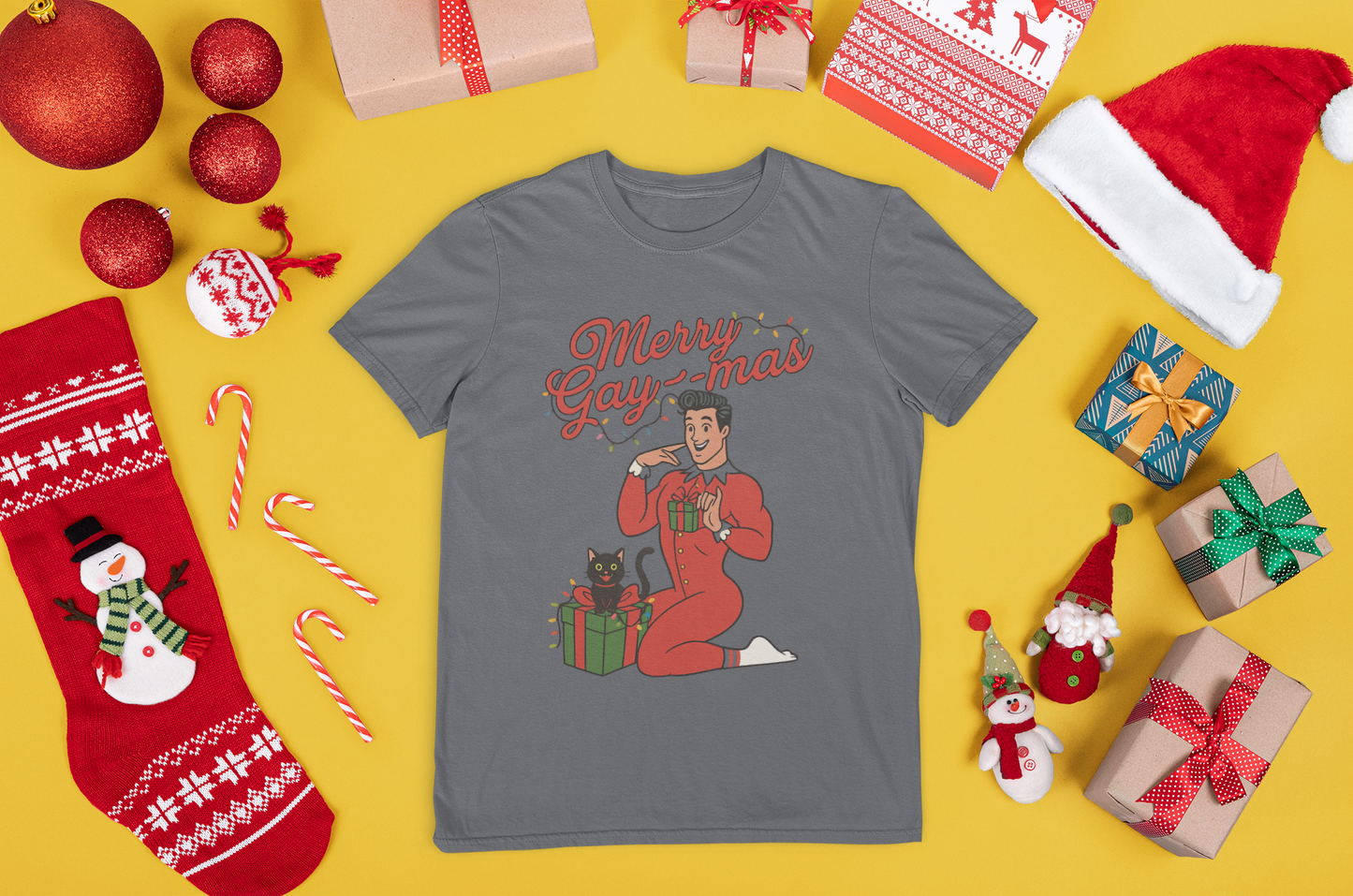 Merry Gay-mas Retro Christmas T-Shirt | Gildan 64000 Unisex Tee