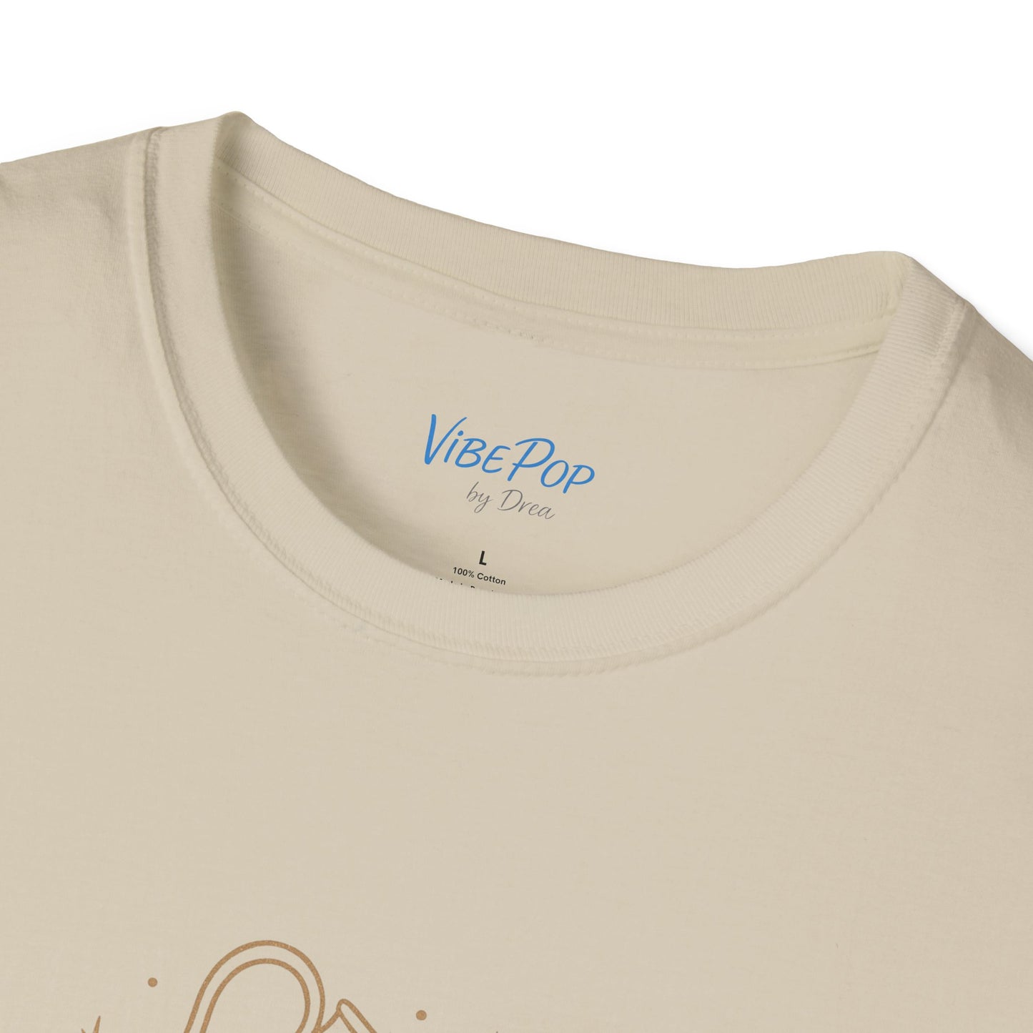 Aquarius Zodiac T-Shirt – Vintage Astrology Graphic Tee – Aquarius Horoscope Shirt – Celestial Zodiac Apparel – Gildan 64000 Softstyle
